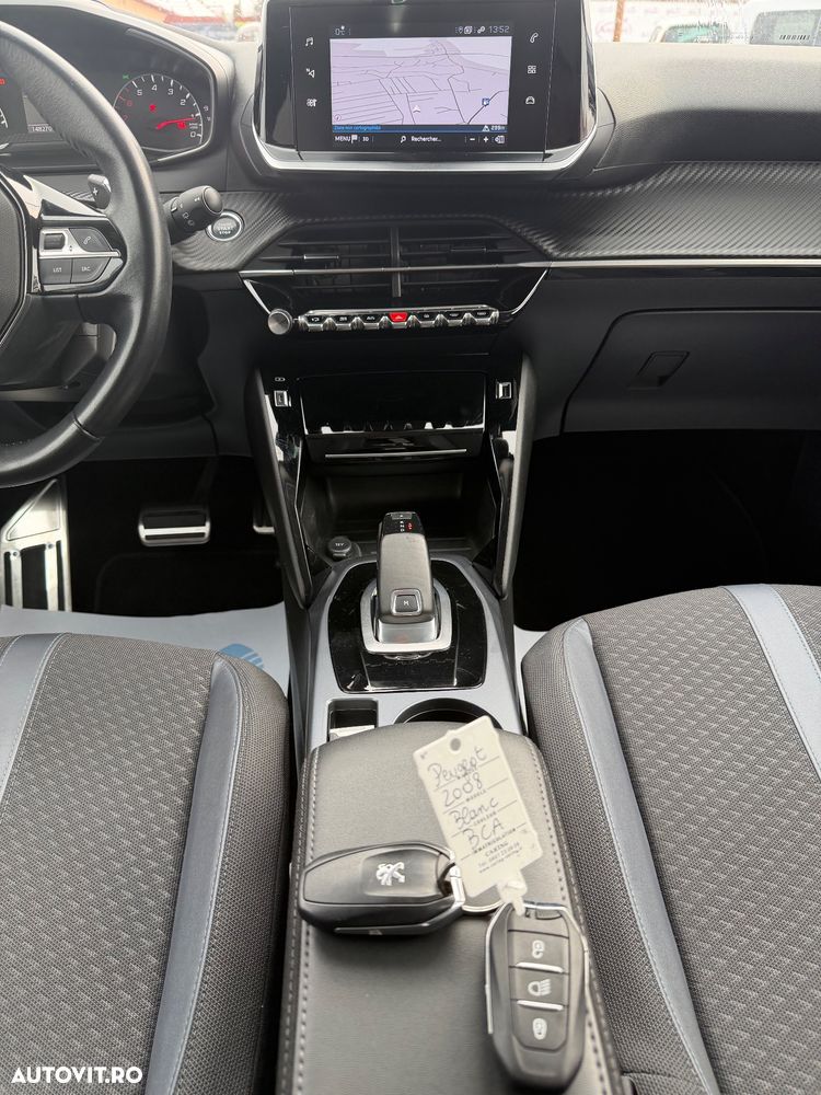 Peugeot 2008 1.5 BlueHDI EAT8 STT GT Pack - 10