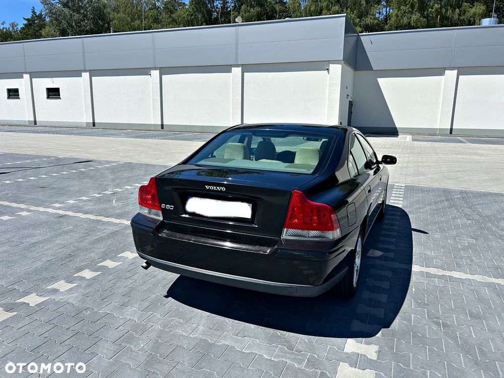 Volvo S60 2.4 Rubin - 7