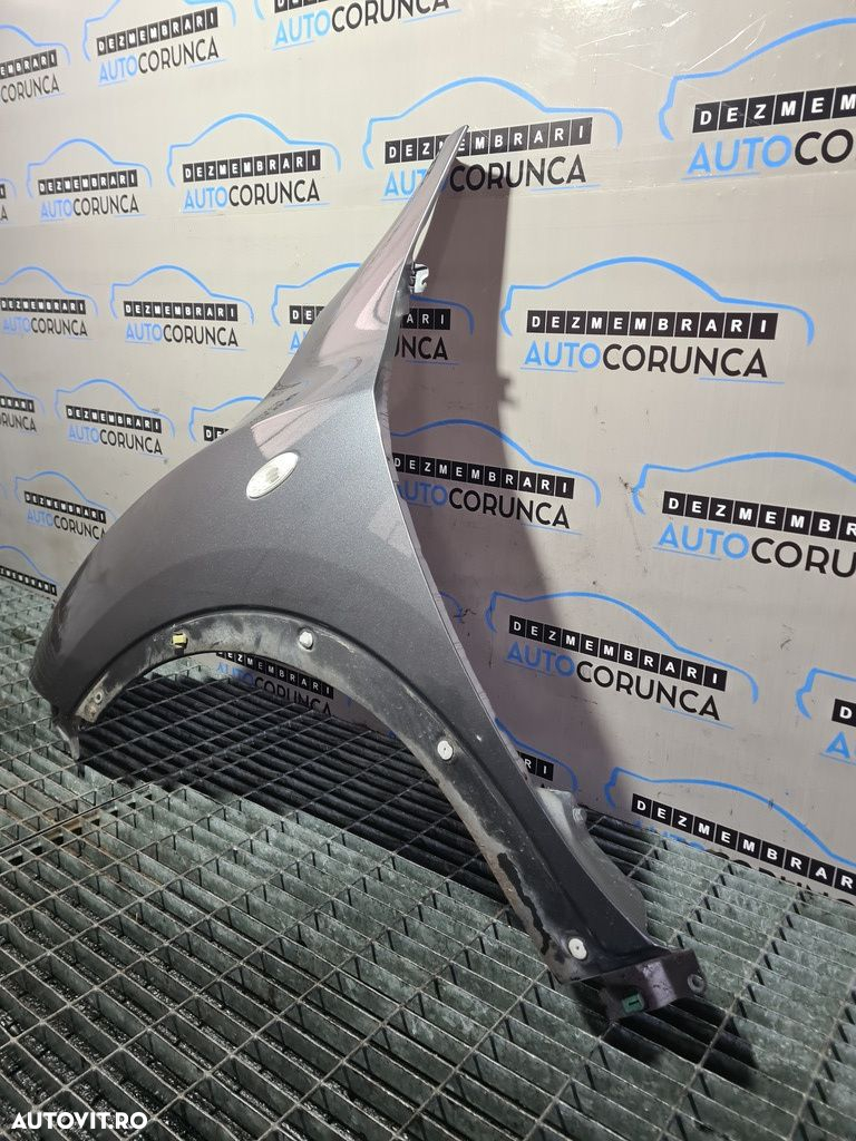 Aripa Stanga Fata Nissan Juke 2010 - 2014 4 Usi ARGINTIU (782) - 2