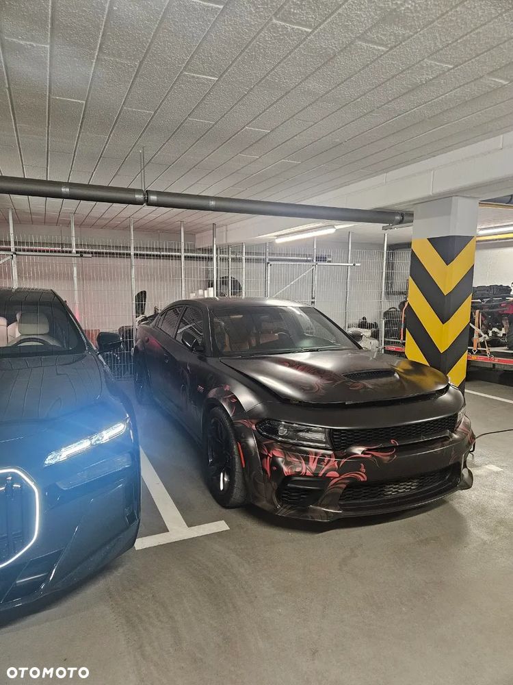 Dodge Charger 6.4 Scat Pack - 29