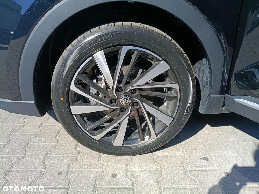 MG ZS Hybrid+ - 19