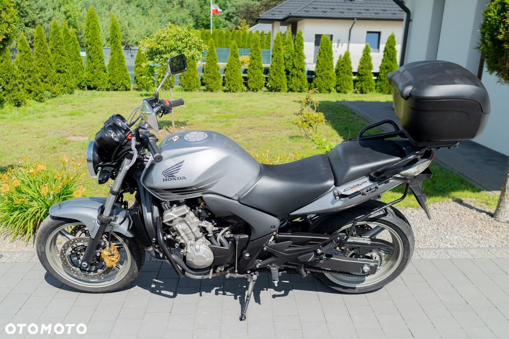 Honda CBF - 8