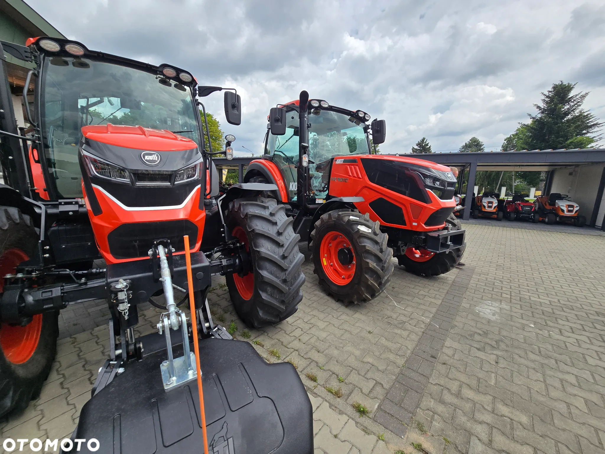 Kioti HX1402 - 10