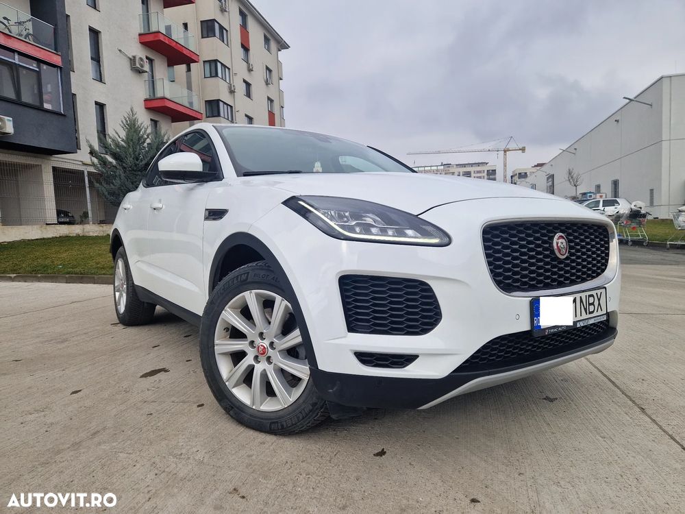 Jaguar E-Pace D150 AWD Base - 29