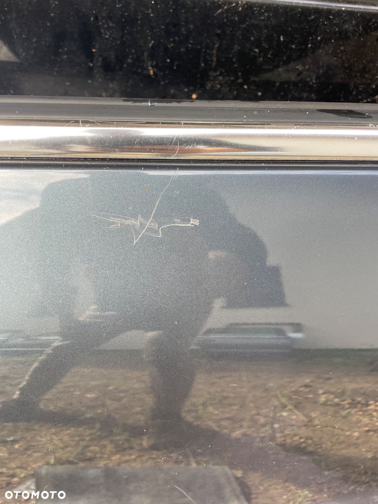 vw passat b5 fl  kombi drzwi lewe prawe  tył kompletne KOLOR LC7V listwa chrom - 11