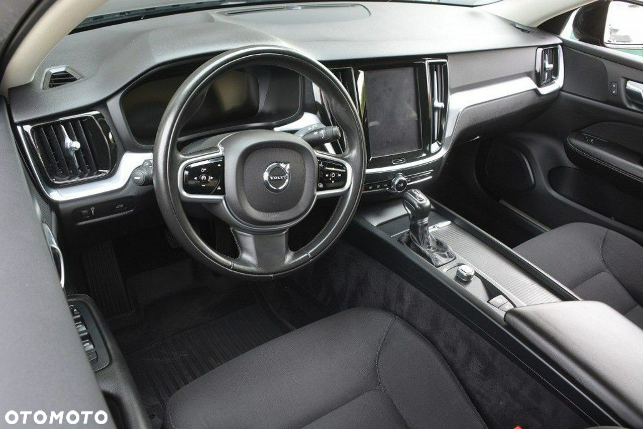 Volvo V60 Cross Country D4 AWD Geartronic - 11
