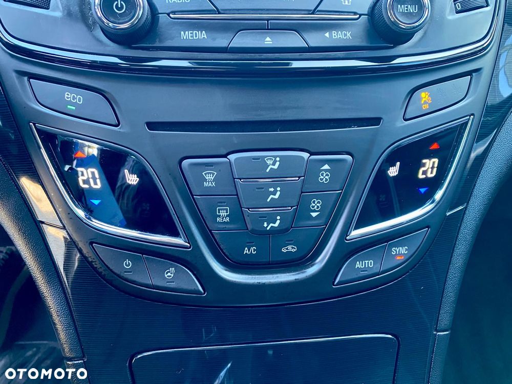 Opel Insignia - 18