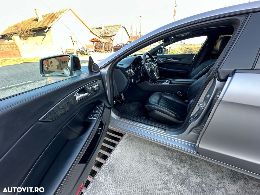 Mercedes-Benz CLS 350 CDI DPF BlueEFFICIENCY 7G-TRONIC - 20