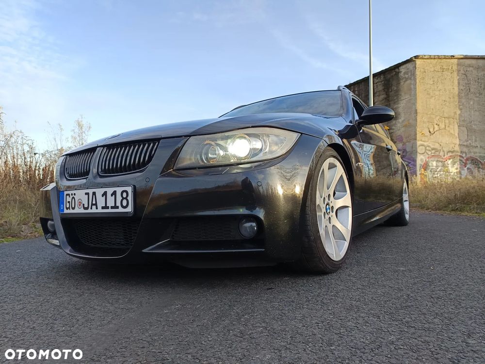 BMW Seria 3 325d DPF Touring - 1