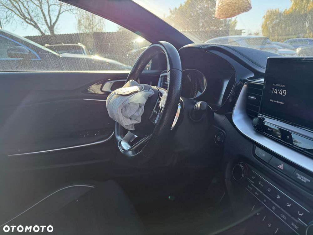 Kia ProCeed 1.5 T-GDI GT Line DCT - 15