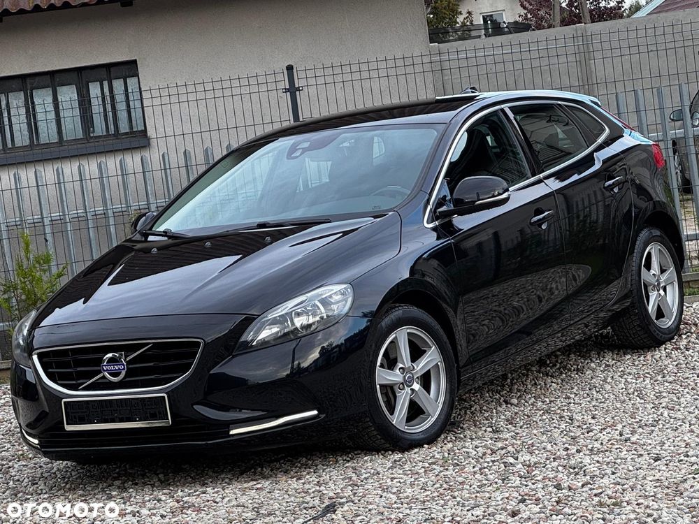 Volvo V40 D4 Inscription - 13