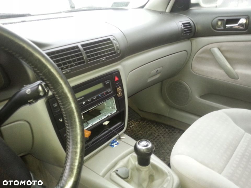 PASY PASSAT B5 - 1