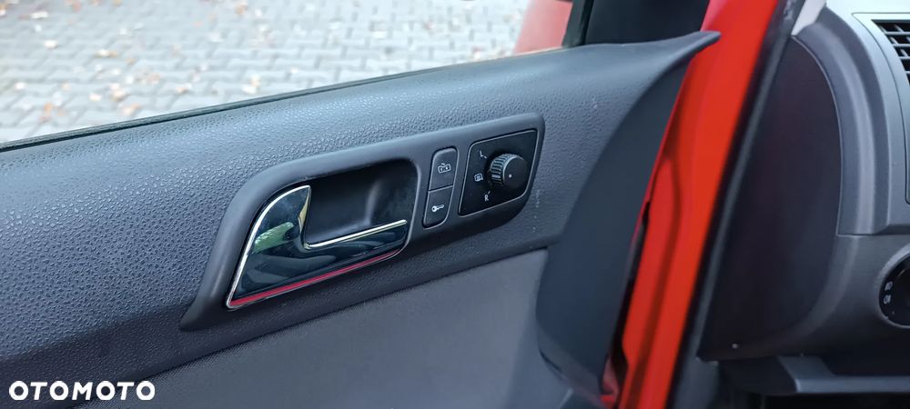 Volkswagen Polo - 25