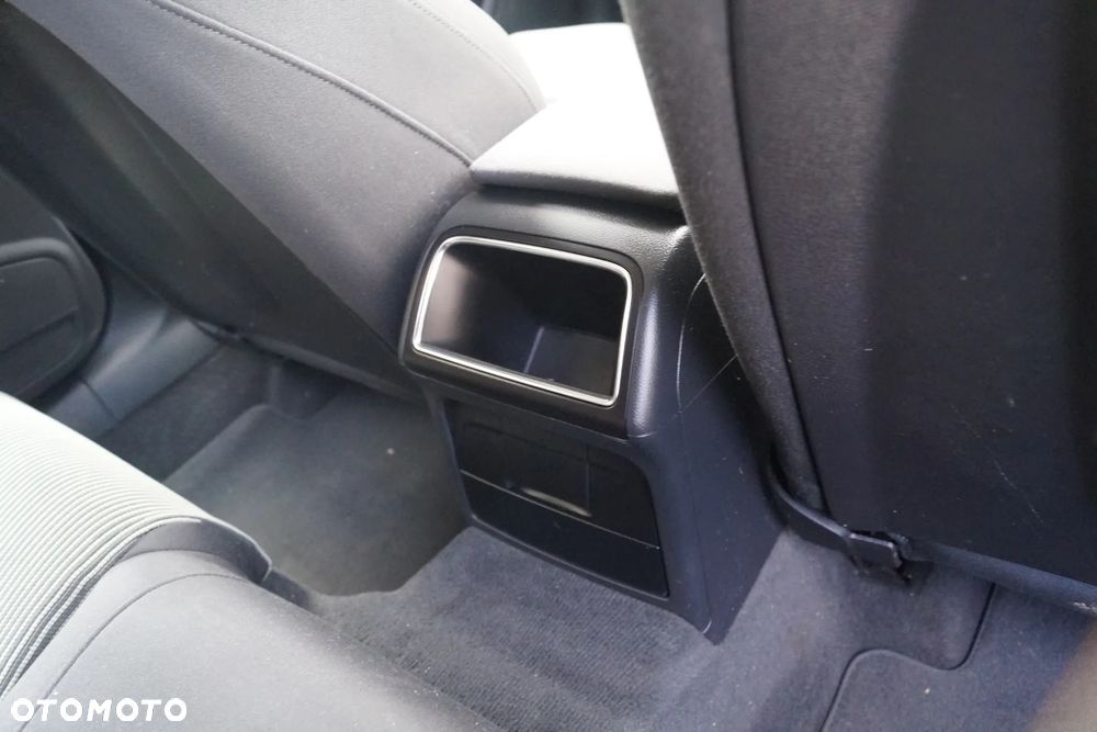 Audi A4 Avant 2.0 TDI DPF Ambition - 21