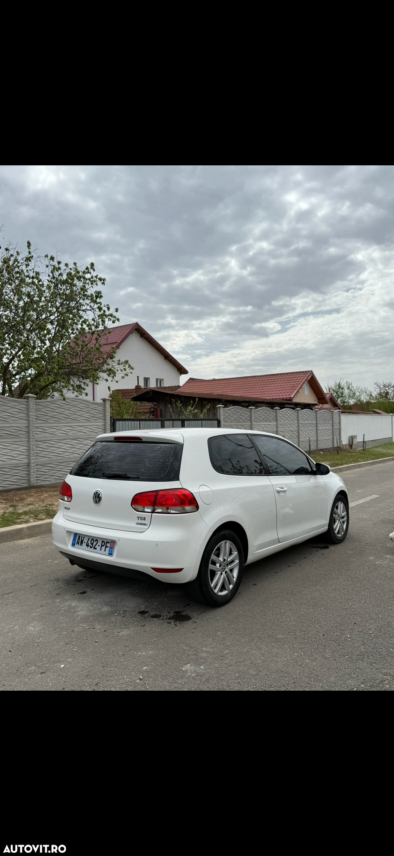 Volkswagen Golf 1.6 TDI (BlueMotion Technology) Comfortline - 2