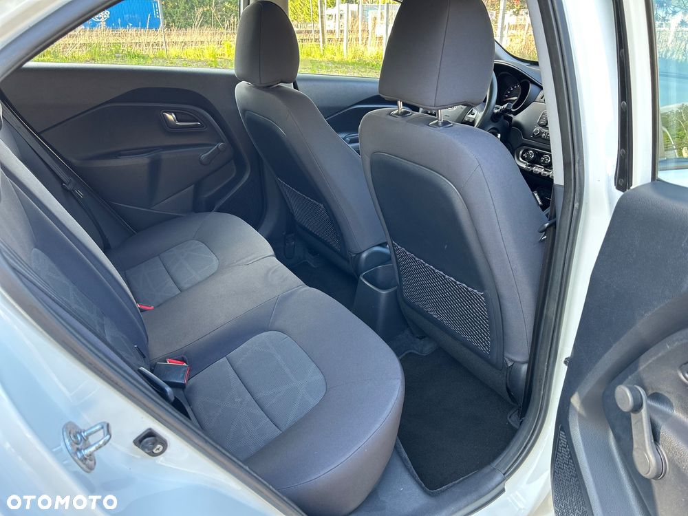 Kia Rio 1.4 Edition 7 - 15