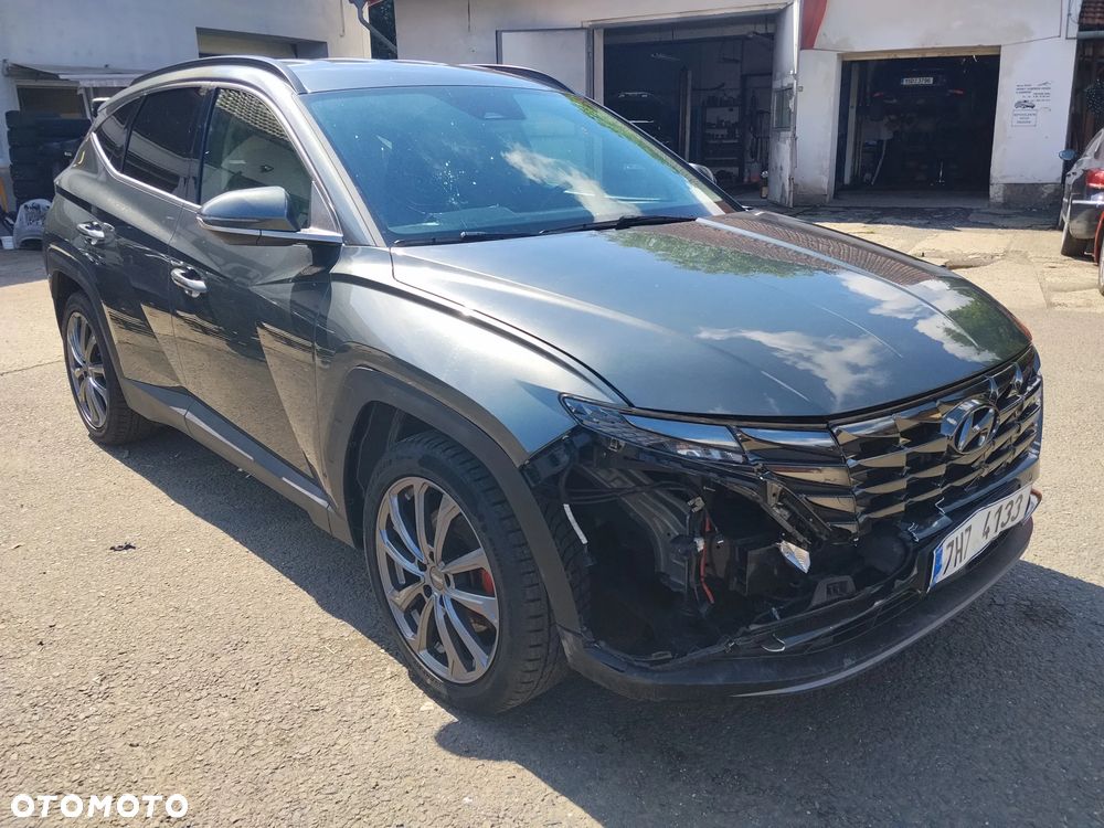 Hyundai Tucson - 2
