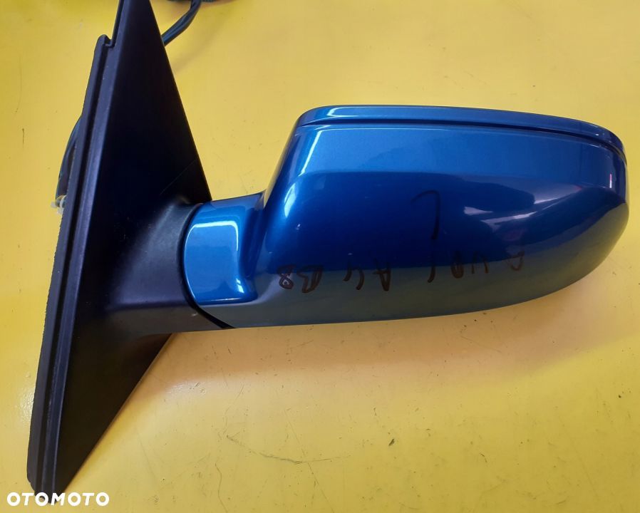 AUDI A4 B8 2010 LUSTERKO LEWE LAKIER LX5V ANGLIK - 1