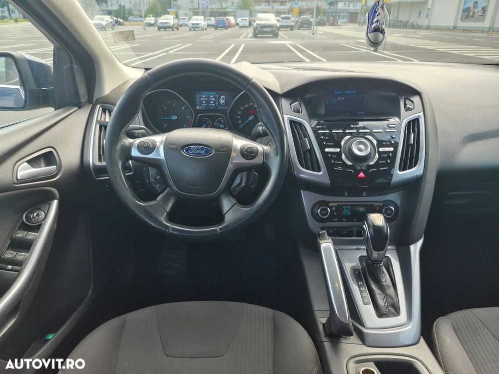 Ford Focus - 1