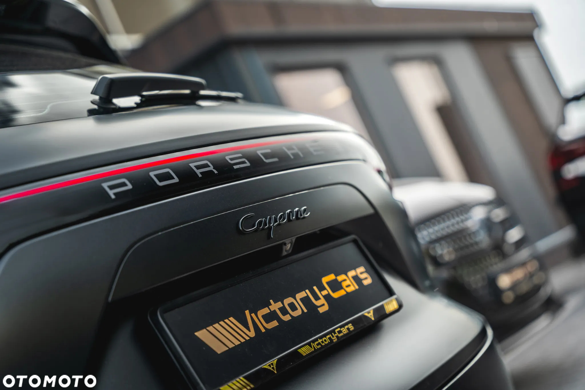 Porsche Cayenne - 21
