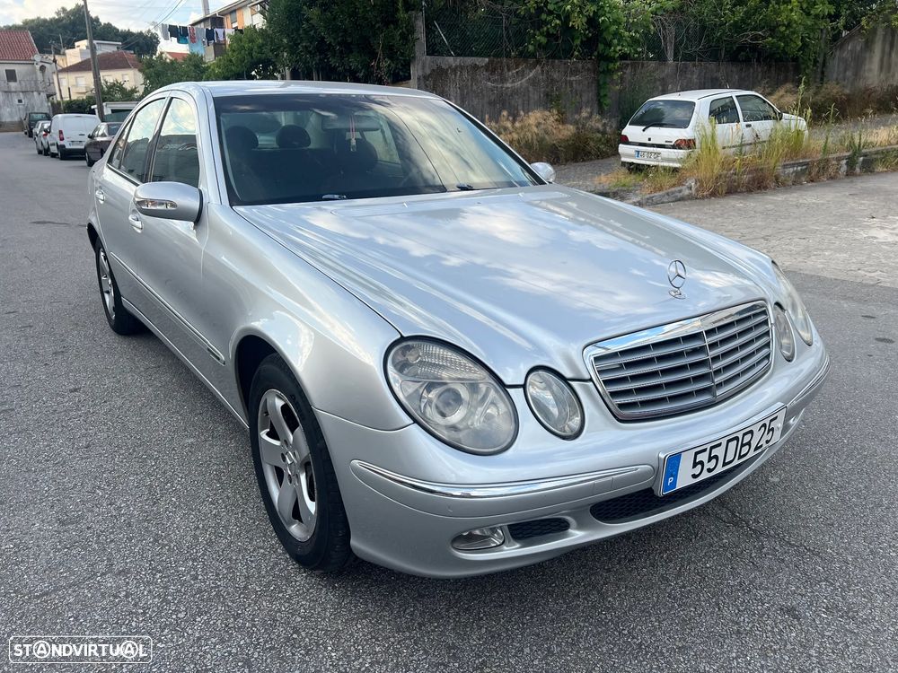 Mercedes-Benz E 220 CDI Auto Elegance - 3