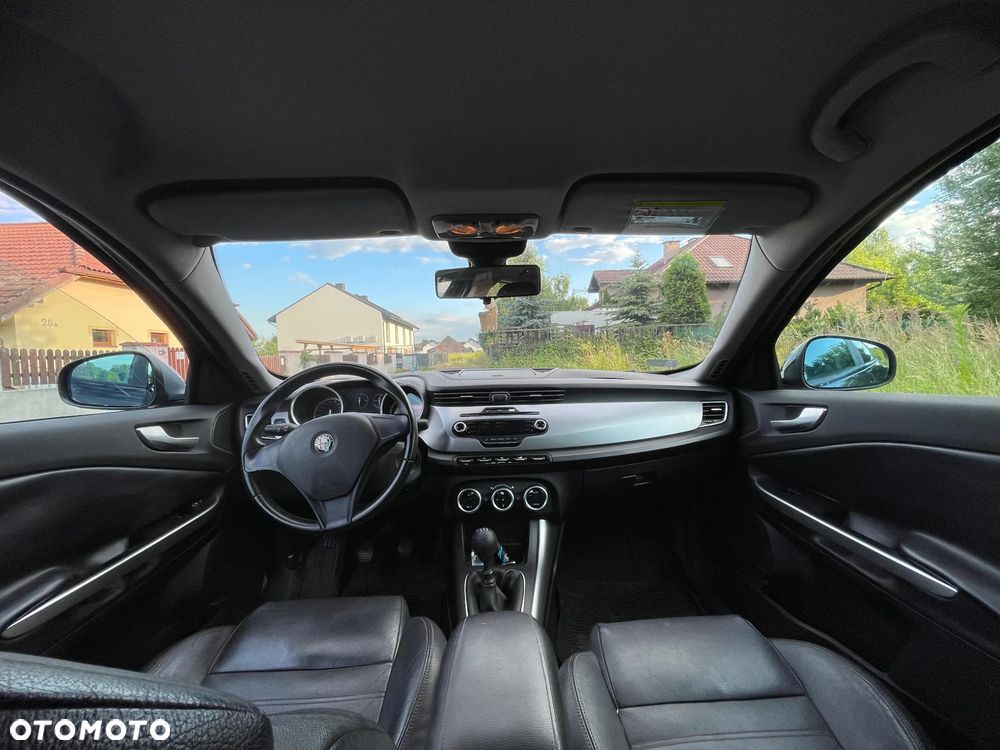 Alfa Romeo Giulietta - 8