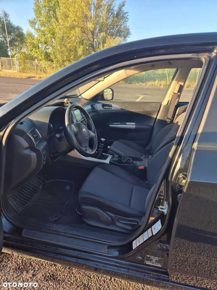 Subaru Impreza 2.0D RS - 6