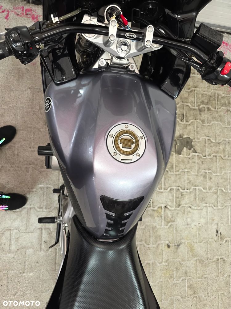 Yamaha FZ - 25