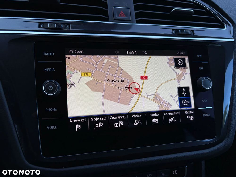 Volkswagen Tiguan - 26