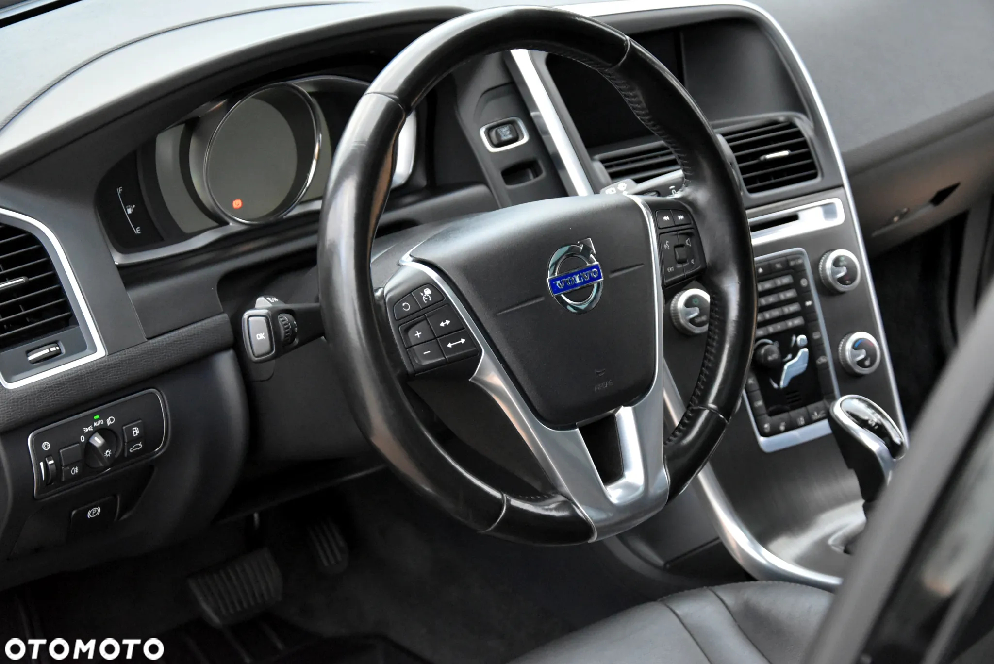 Volvo XC 60 T5 AWD Summum - 23