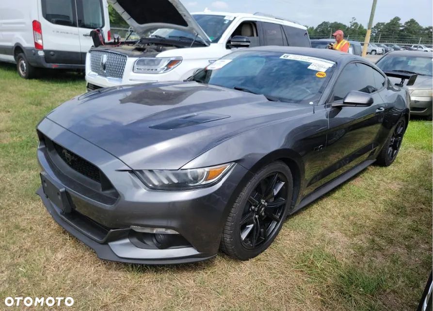 Ford Mustang 5.0 V8 GT - 1