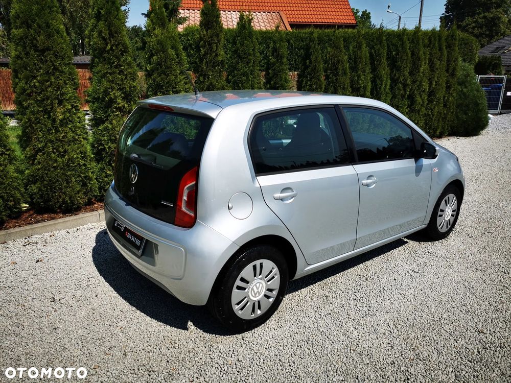 Volkswagen up! high - 8