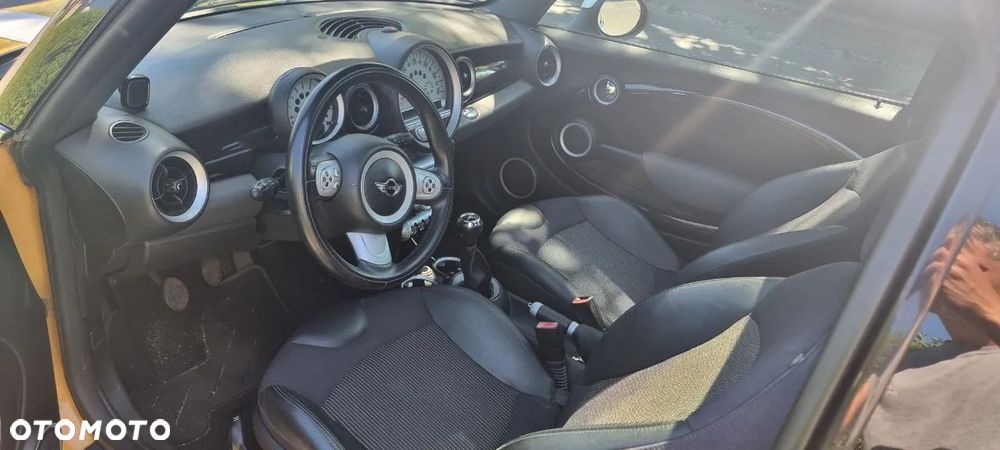 MINI Cooper Standard - 3