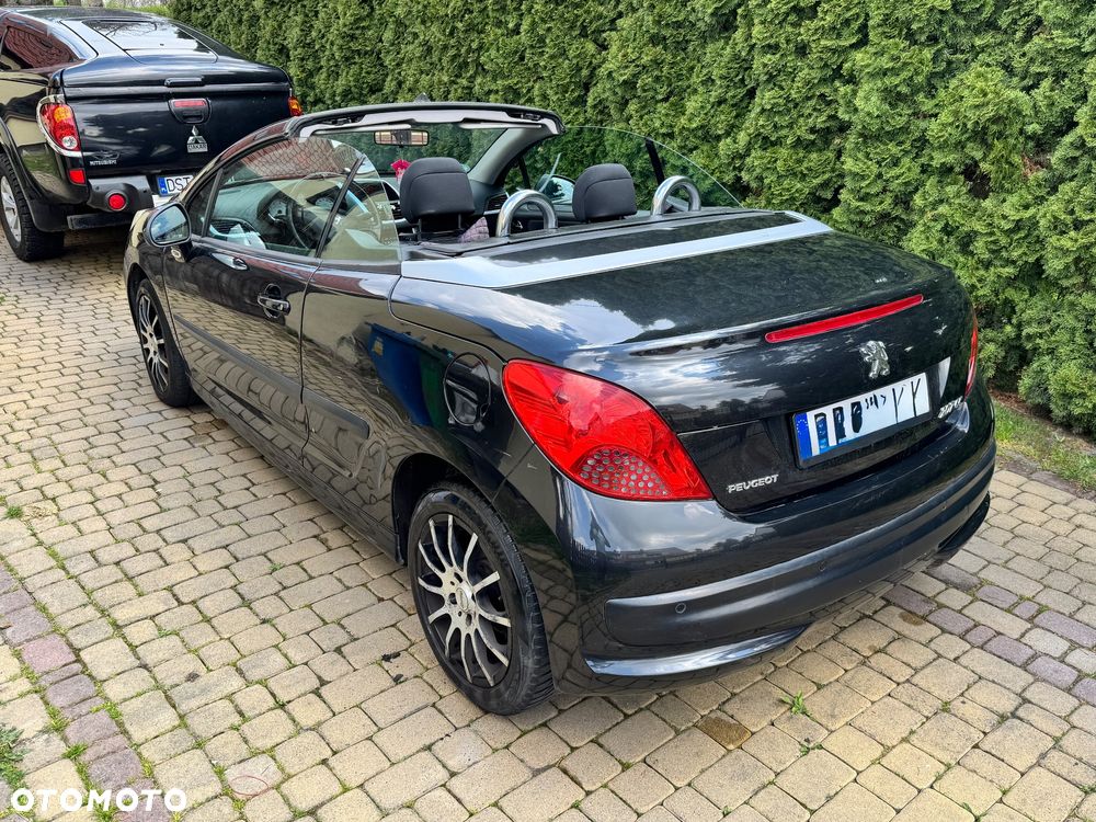 Peugeot 207 CC - 6