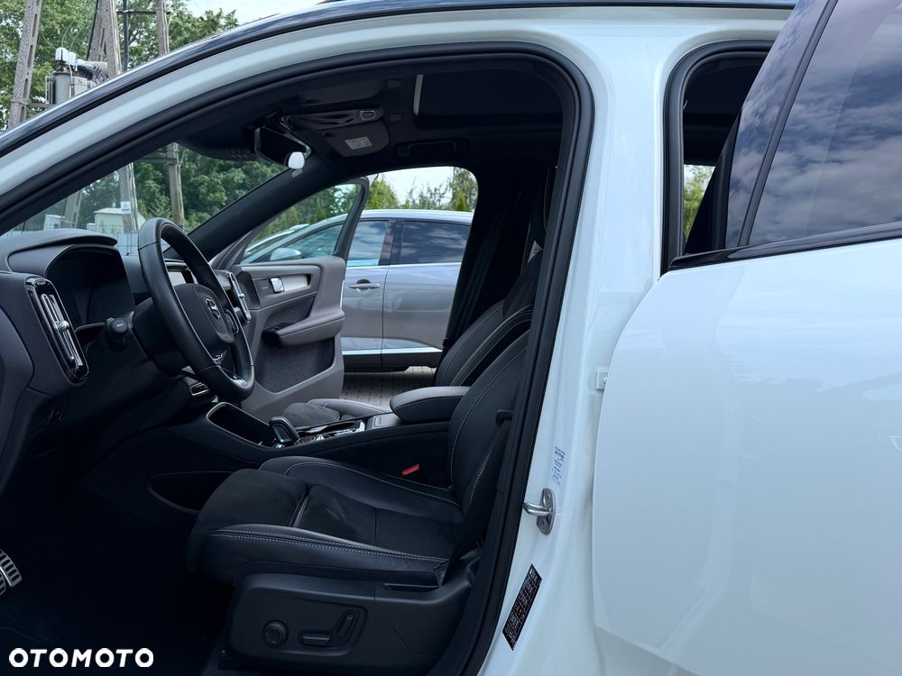 Volvo XC 40 B4 B AWD DKG RDesign - 23