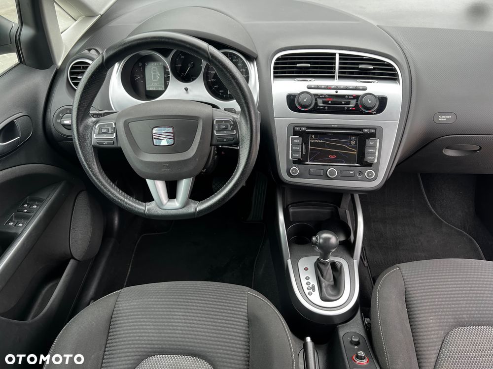 Seat Altea XL 2.0 TDI DPF DSG Stylance - 28