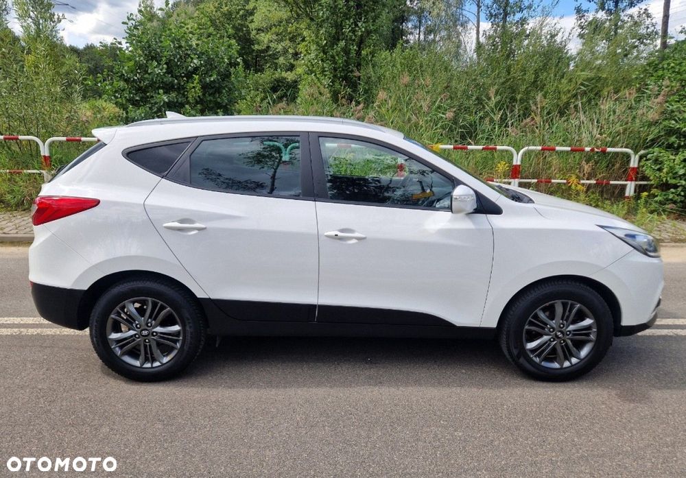 Hyundai ix35 1.6 2WD Fifa World Cup Edition - 10