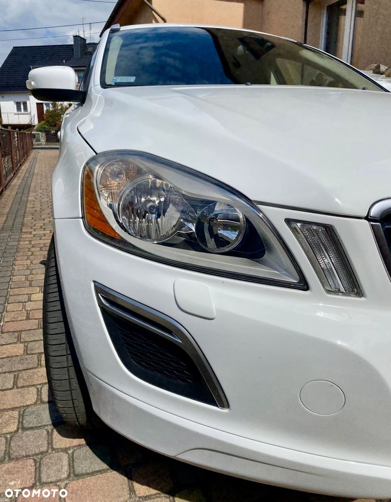 Volvo XC 60 T6 AWD Geartronic Momentum - 9