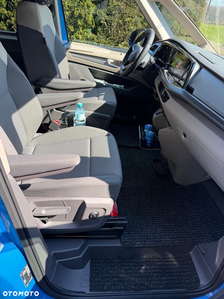 Volkswagen Multivan - 17