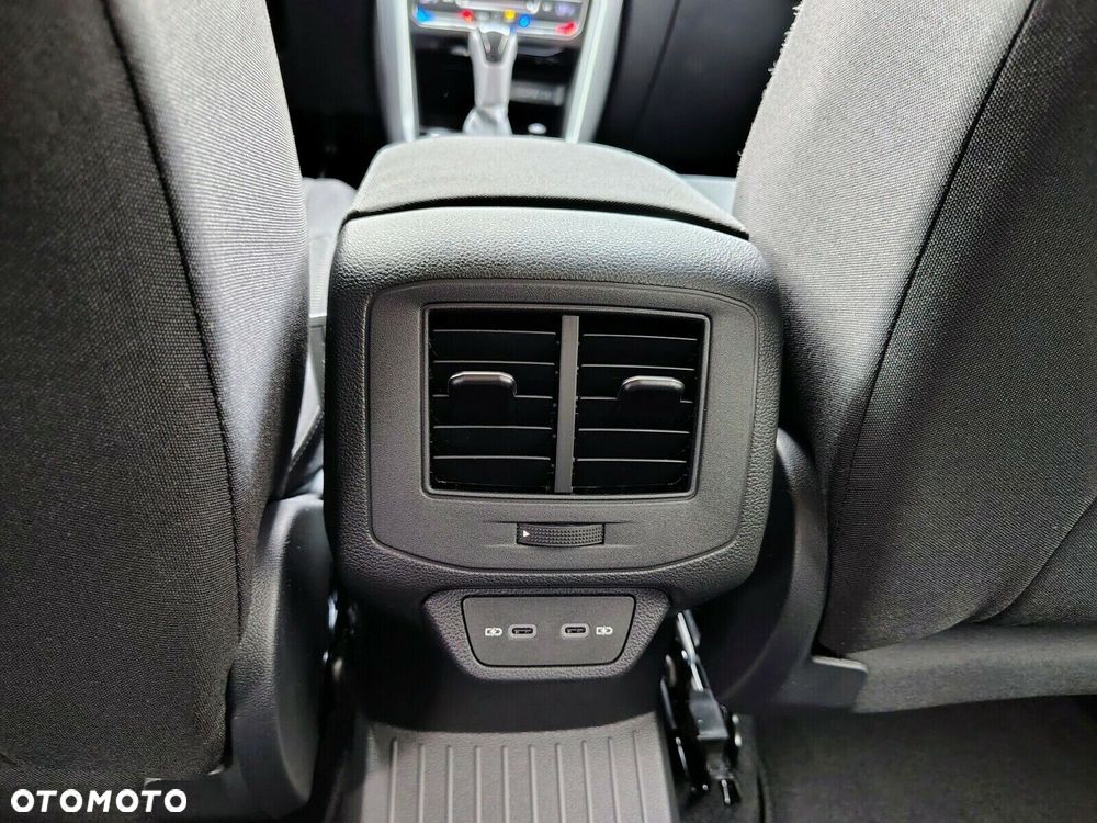 Volkswagen T-Roc - 20