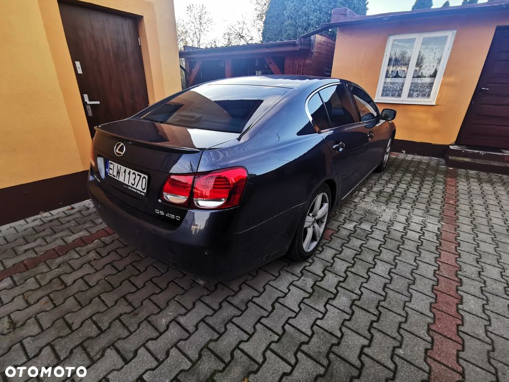 Lexus GS - 3