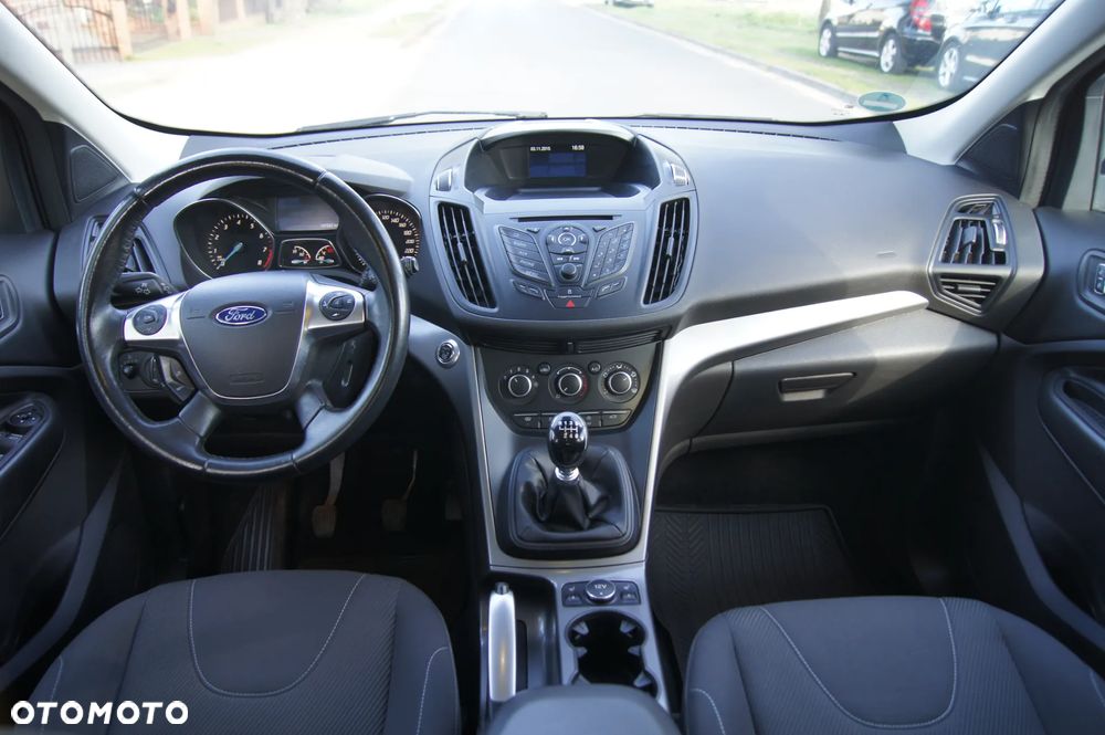 Ford Kuga 1.5 EcoBoost 2x4 Trend - 13