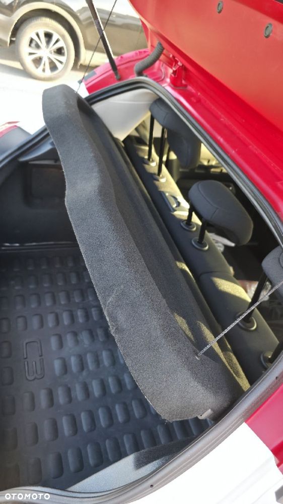 Citroën C3 1.2 PureTech GPF Shine S&S EAT6 - 11