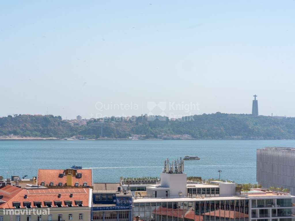 Apartamento T2 com vista Tejo na Bica, Misericórdia - Grande imagem: 3/29