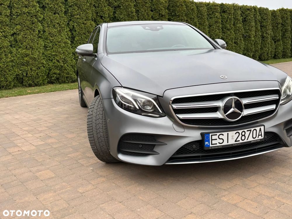 Mercedes-Benz Klasa E 220 d 4-Matic 9G-TRONIC - 2