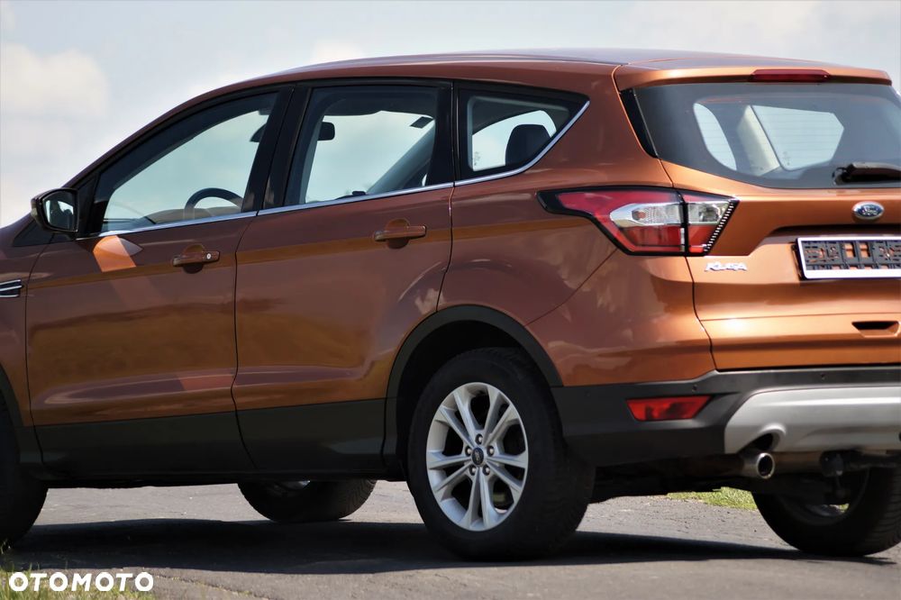 Ford Kuga - 17