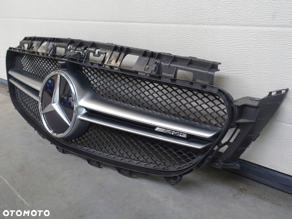 MERCEDES E-KLASA W238 W213 E53 AMG GRILL ATRAPA ZDERZAKA EMBLEMAT ORYGINAŁ - 3