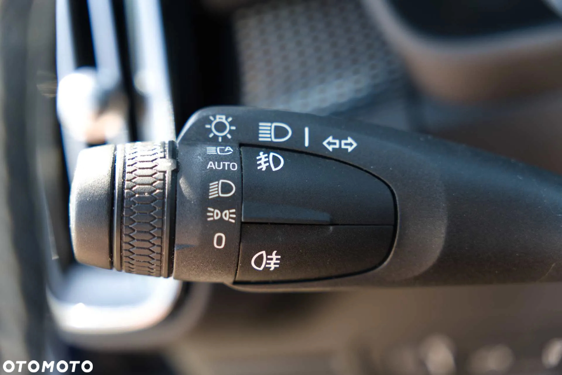 Volvo XC 40 T5 Plug-In Hybrid R-Design - 16