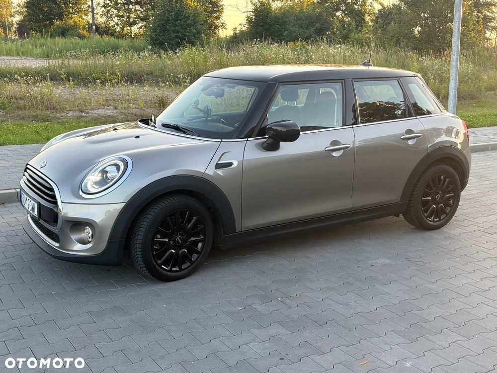 MINI Cooper Standard - 6