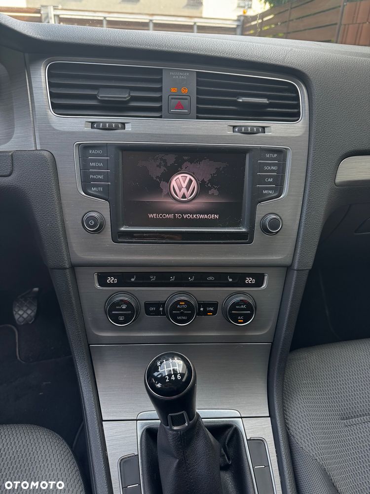 Volkswagen Golf 1.4 TSI BMT Comfortline - 8